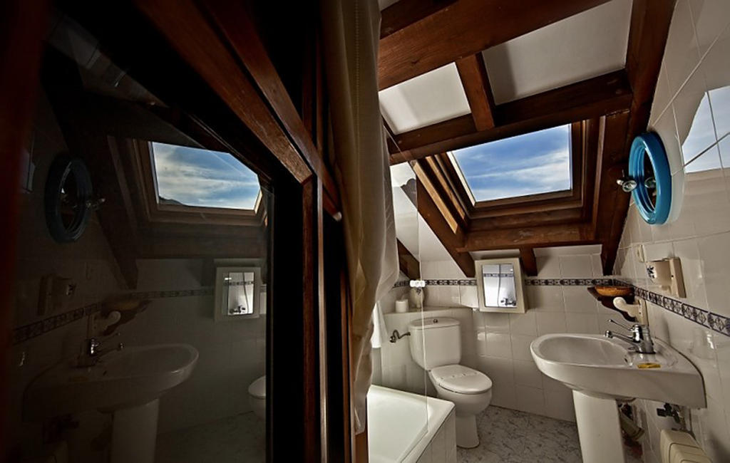 El Camino Real II * Guest House Poo  Rom bilde